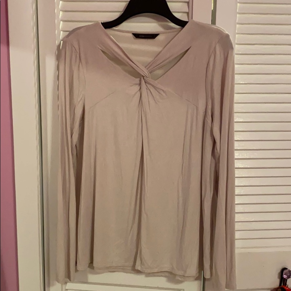 Super cute BCBG long sleeve. SO SOFT WORN ONCE.